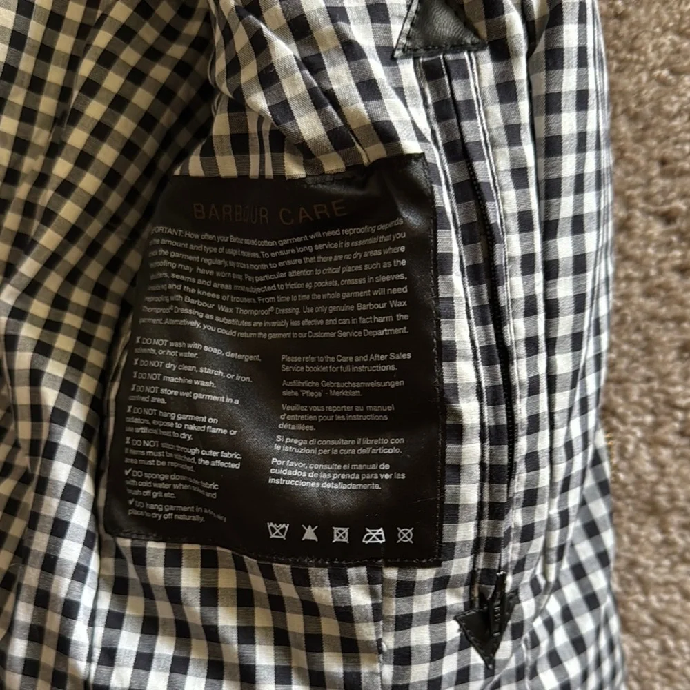 Barbour Black Utility Jacket Waxed Finish - Picture 8 of 9